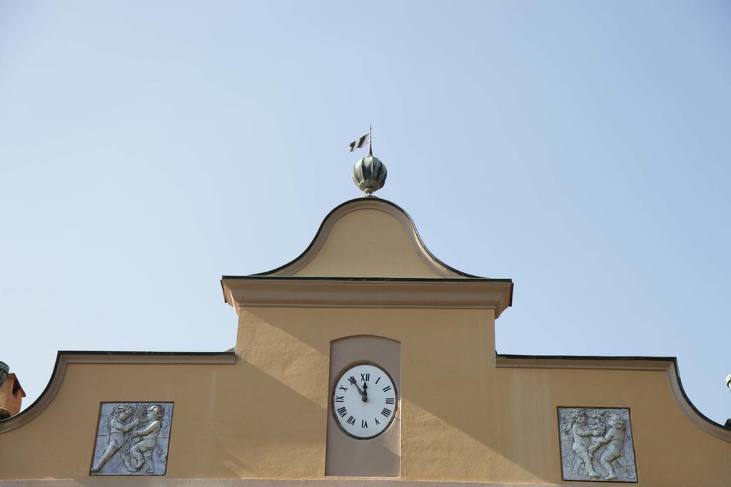 Bricco Pogliani Hotel CastellʼAlfero Exterior foto